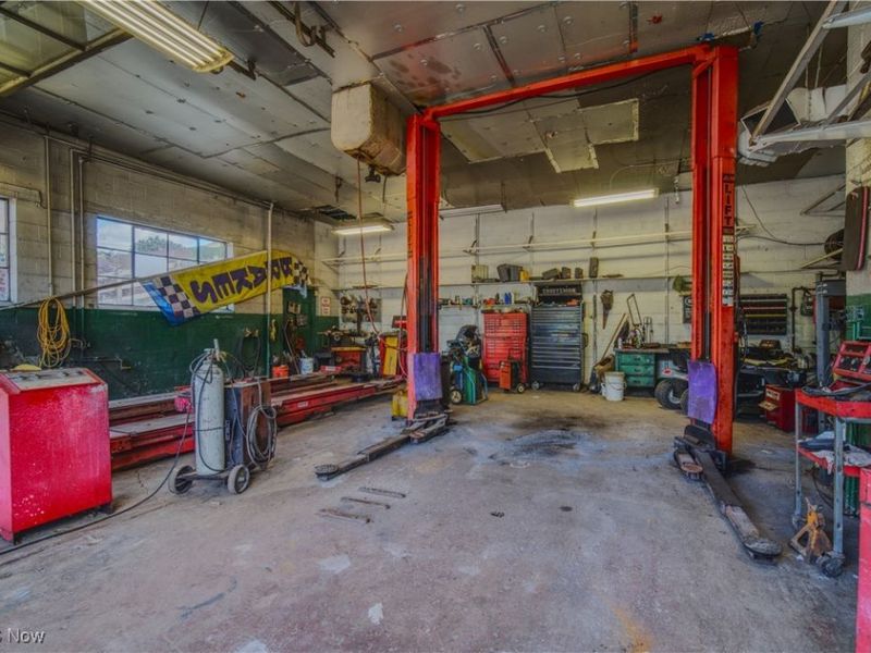 1555 Brown Street, Akron, OH 44301 Photo 4