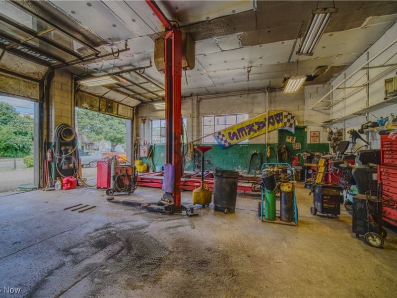 1555 Brown Street, Akron, OH 44301 Photo 6