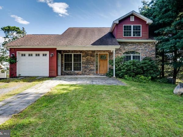 220 CALIFORNIA AVENUE, SHENANDOAH, PA 17976