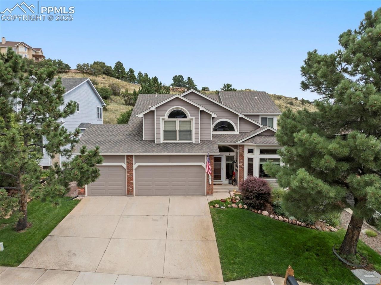 2075 Kittridge Avenue, Colorado Springs, CO 80919 Main Photo