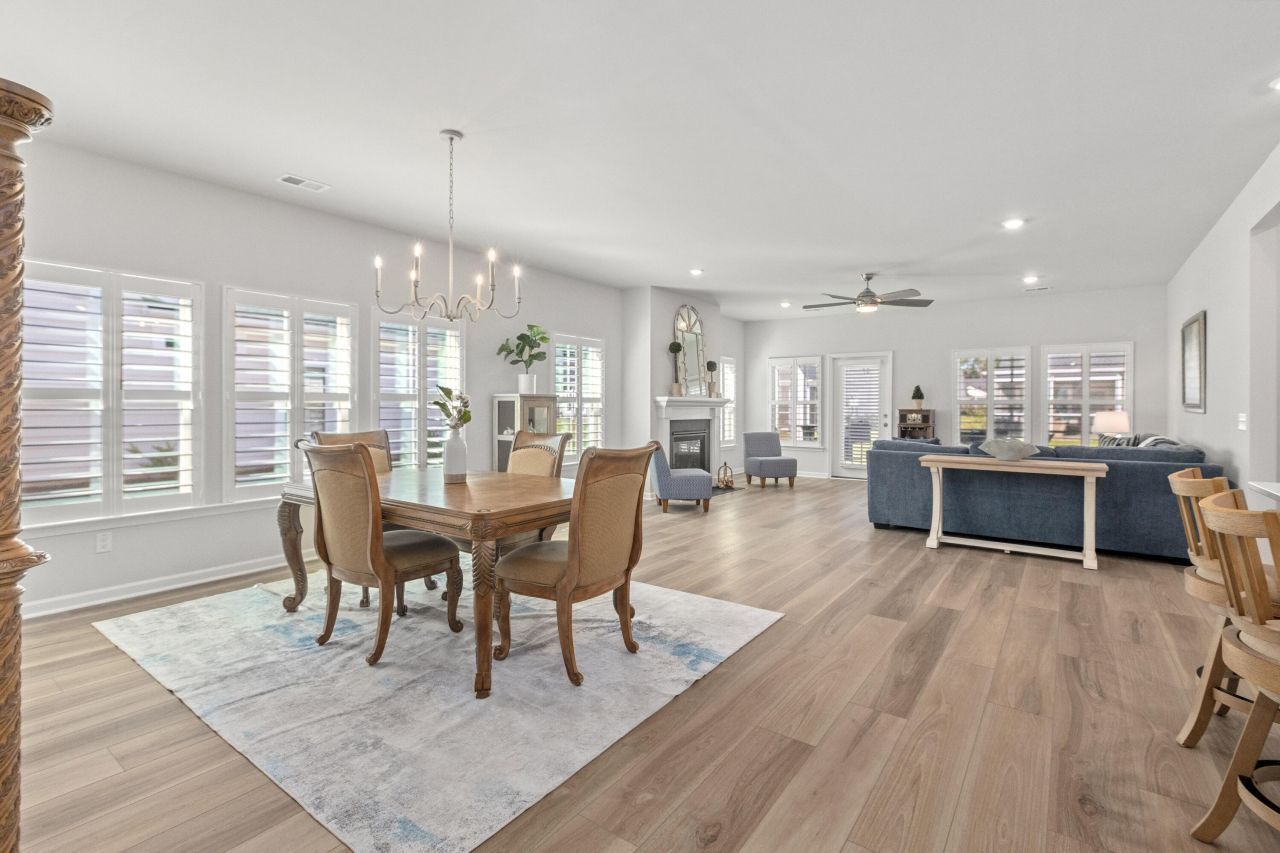 1133 Cooper Point Street Photo 11