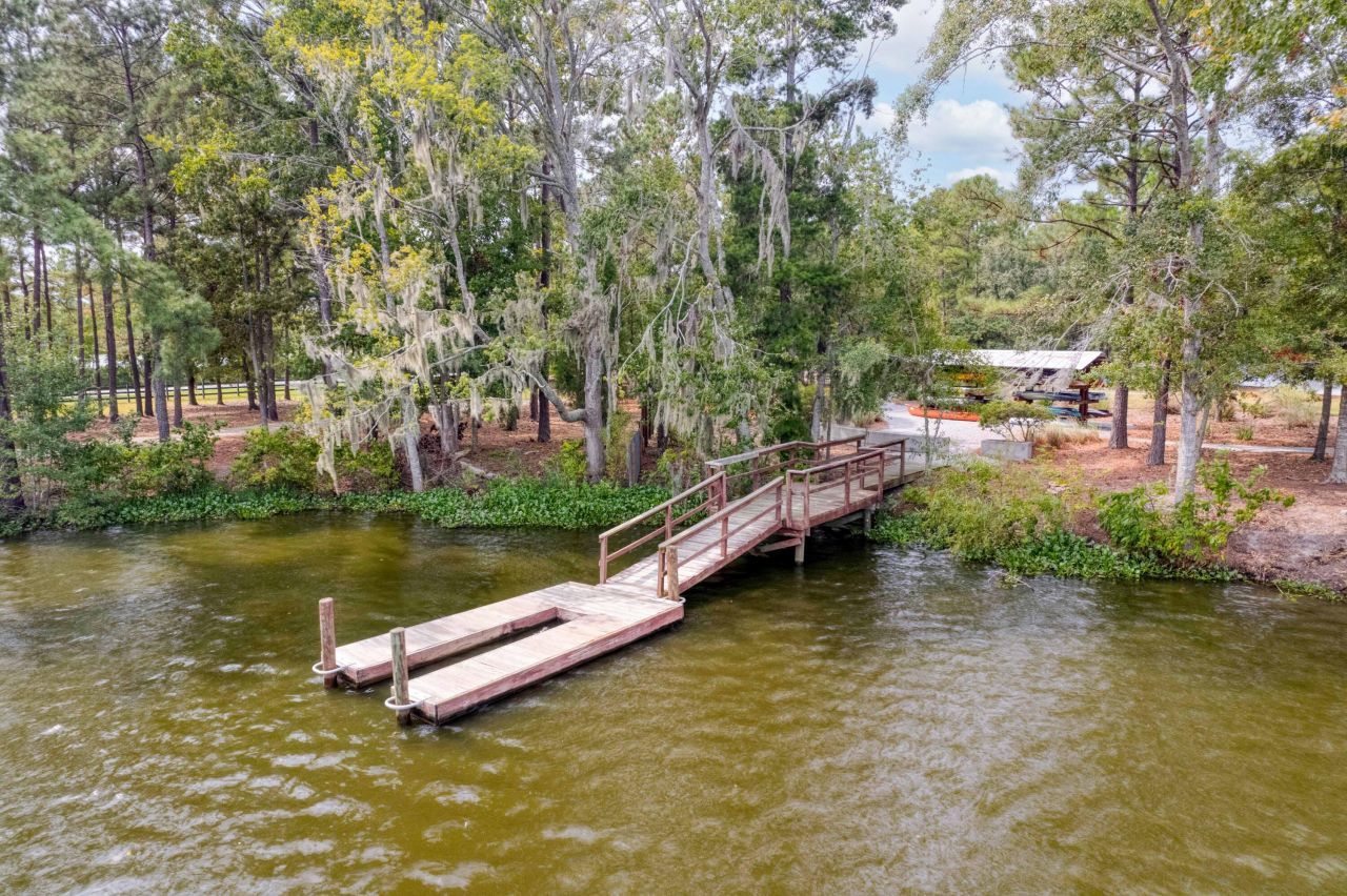 1133 Cooper Point Street Photo 27