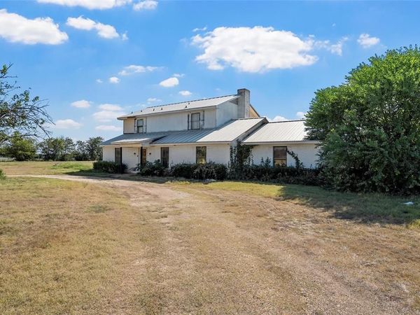 2139 Meandering Way, China Spring, TX 76633