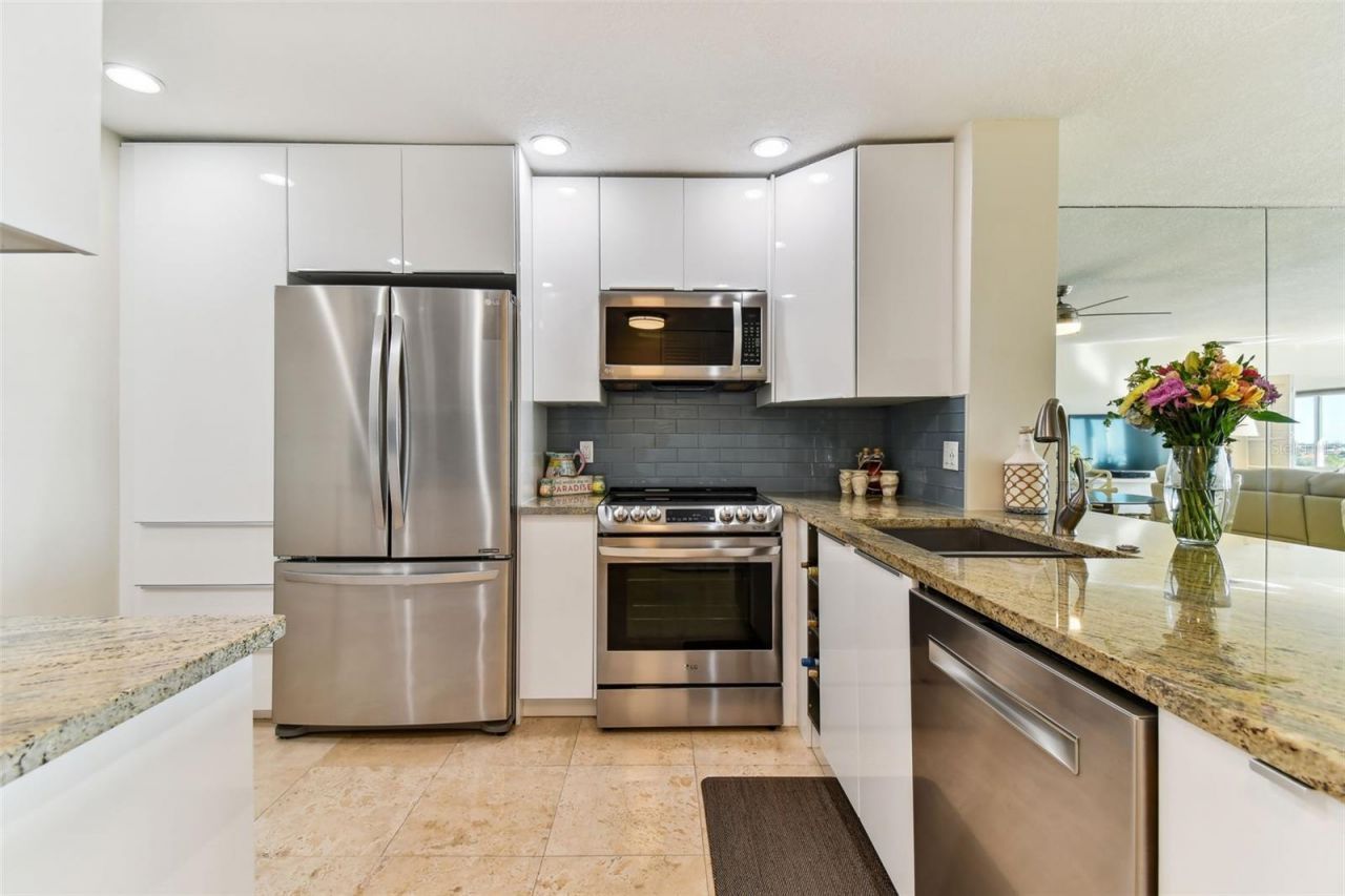 100 Bluff View Drive, Unit 607A, Belleair Bluffs, FL 33770 Photo