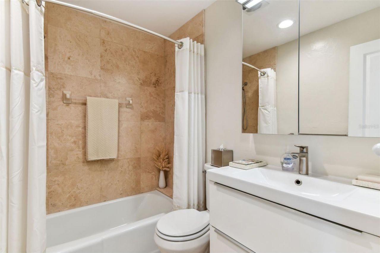100 Bluff View Drive, Unit 607A, Belleair Bluffs, FL 33770 Photo