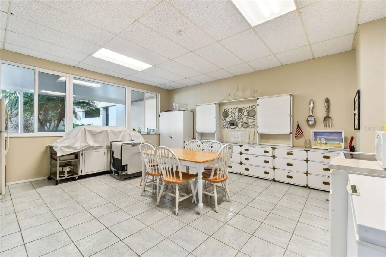 100 Bluff View Drive, Unit 607A, Belleair Bluffs, FL 33770 Photo