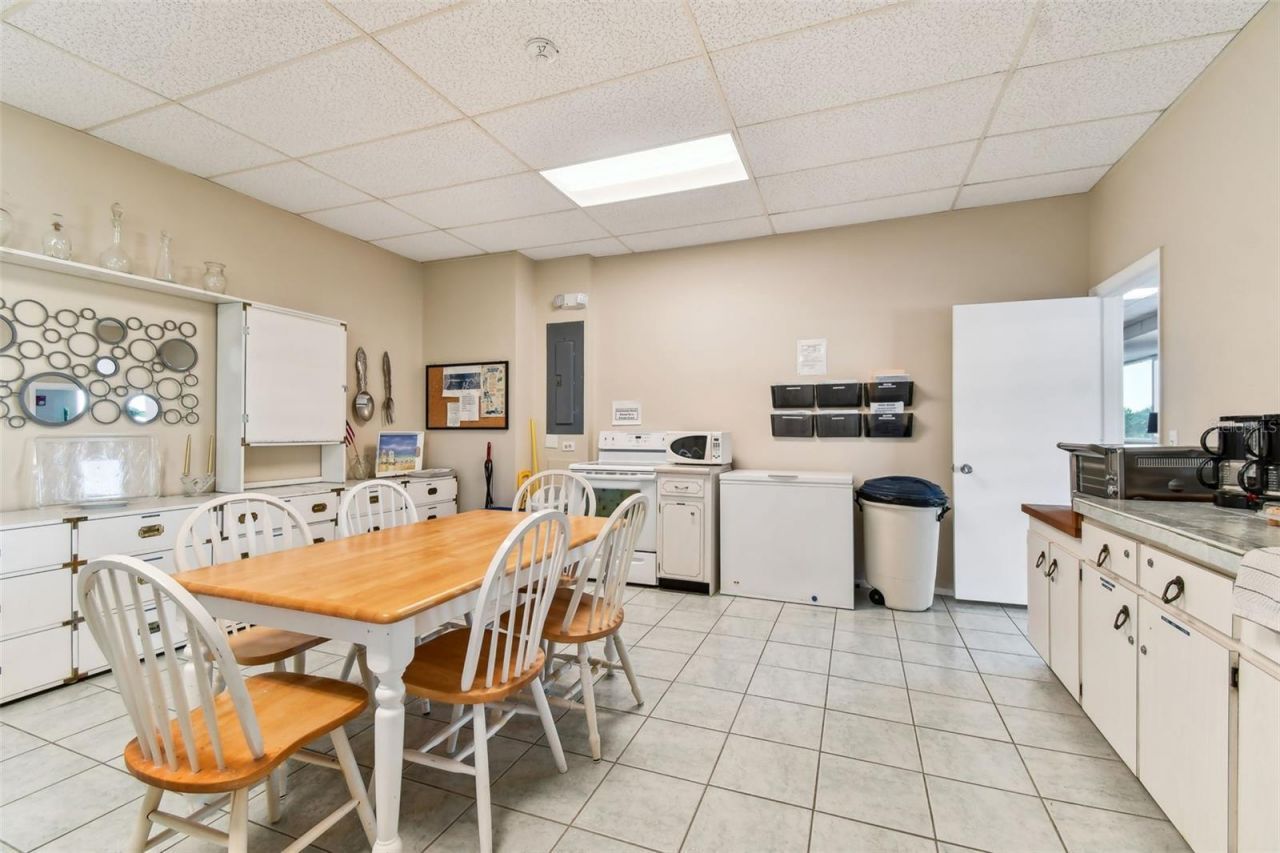 100 Bluff View Drive, Unit 607A, Belleair Bluffs, FL 33770 Photo