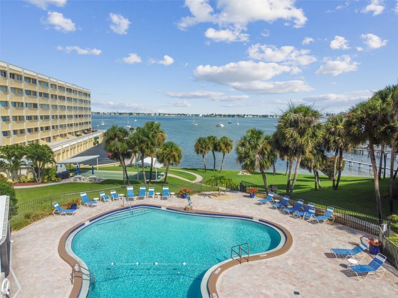 100 Bluff View Drive, Unit 607A, Belleair Bluffs, FL 33770 Photo