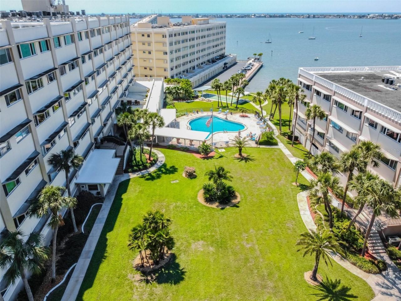 100 Bluff View Drive, Unit 607A, Belleair Bluffs, FL 33770 Photo