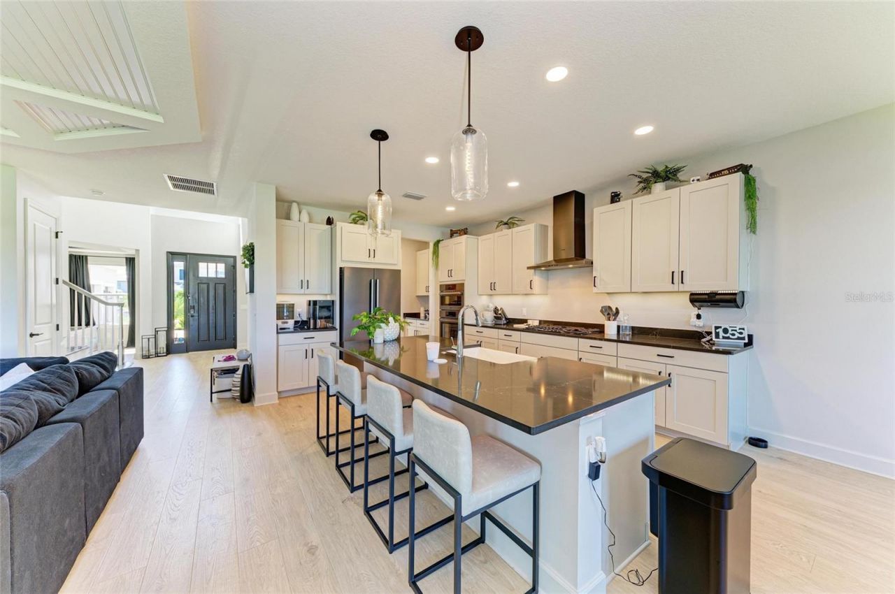 16115 Mount Holly Drive, Bradenton, FL 34211 Photo