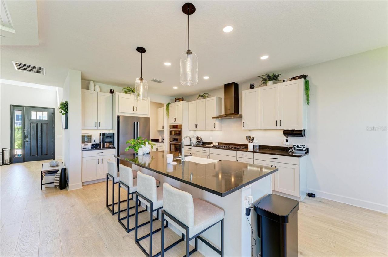 16115 Mount Holly Drive, Bradenton, FL 34211 Photo