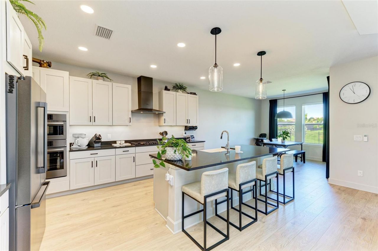 16115 Mount Holly Drive, Bradenton, FL 34211 Photo