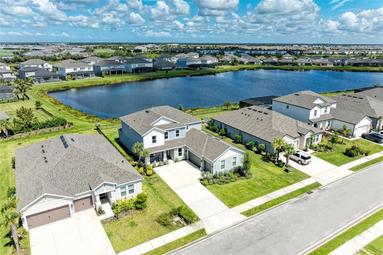 16115 Mount Holly Drive, Bradenton, FL 34211 Photo