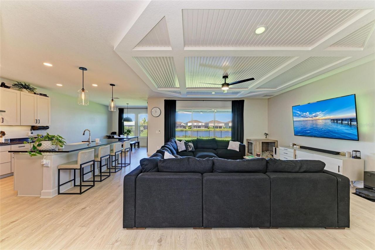 16115 Mount Holly Drive, Bradenton, FL 34211 Photo