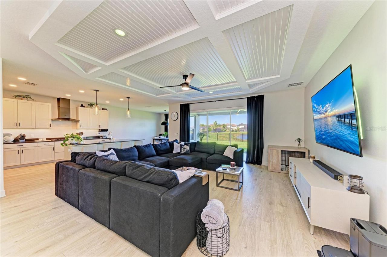 16115 Mount Holly Drive, Bradenton, FL 34211 Photo