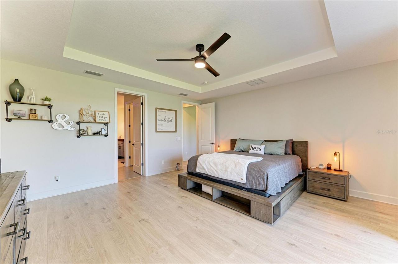 16115 Mount Holly Drive, Bradenton, FL 34211 Photo