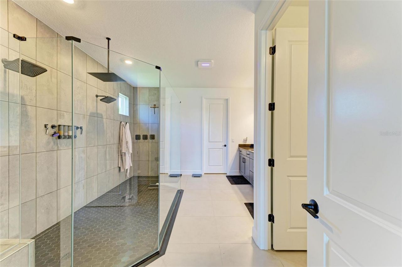 16115 Mount Holly Drive, Bradenton, FL 34211 Photo