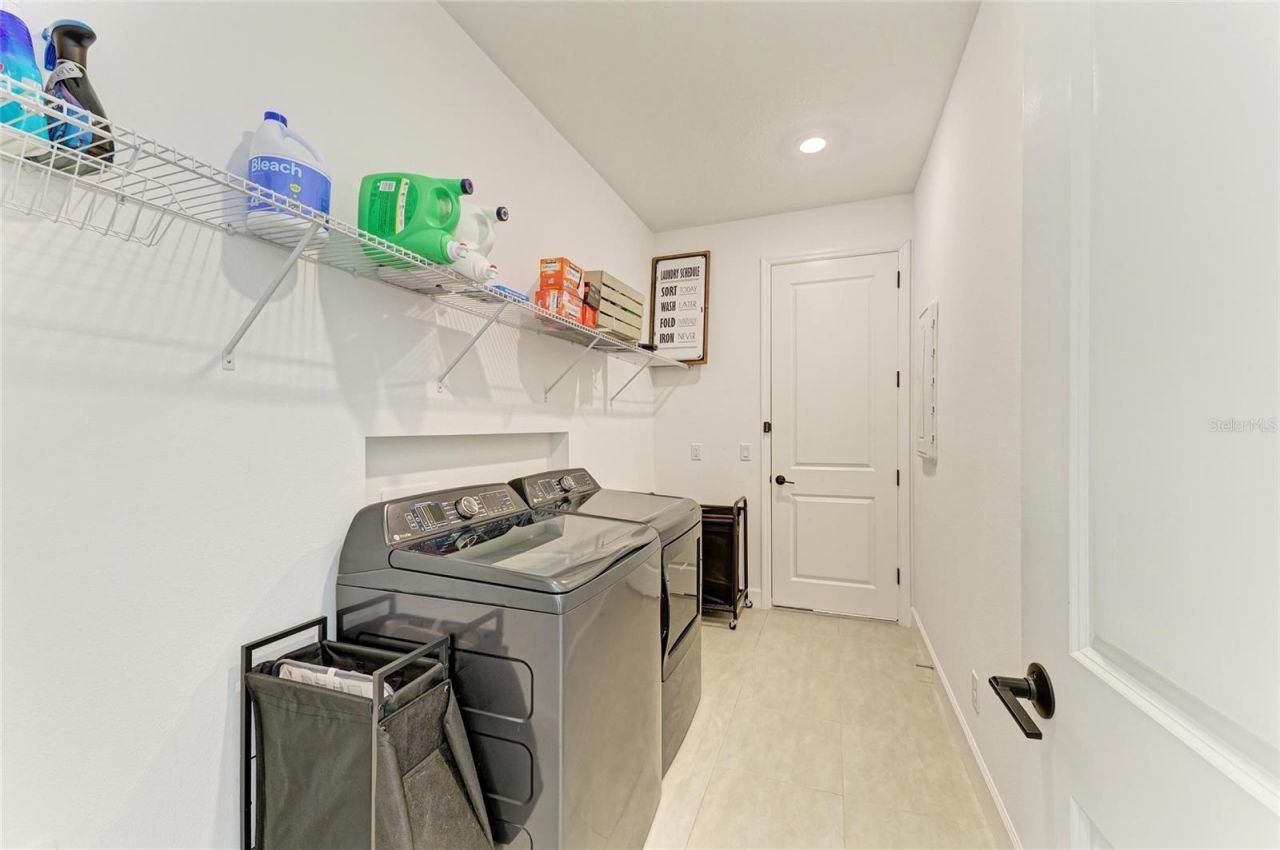 16115 Mount Holly Drive, Bradenton, FL 34211 Photo