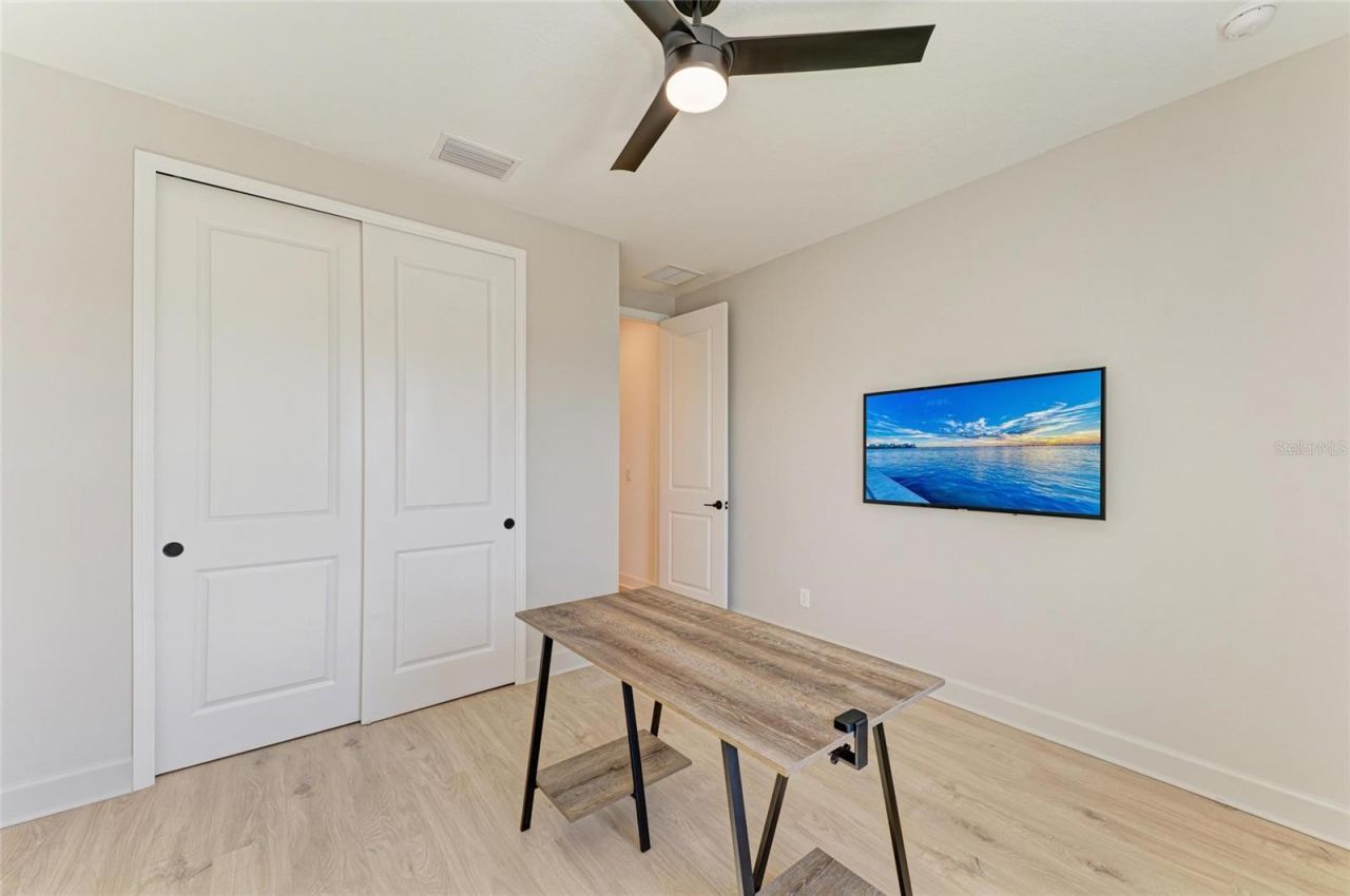 16115 Mount Holly Drive, Bradenton, FL 34211 Photo