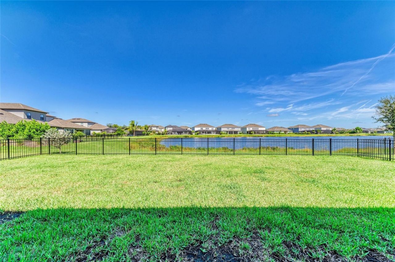 16115 Mount Holly Drive, Bradenton, FL 34211 Photo