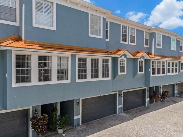 3111 W DE LEON STREET, Unit 10, TAMPA, FL 33609