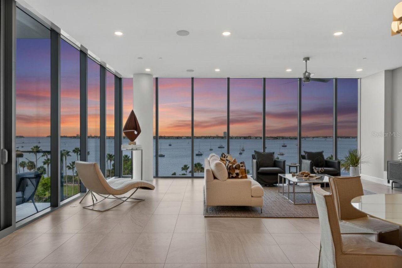 605 S Gulfstream Avenue, Unit 5S, Sarasota, FL 34236 Photo