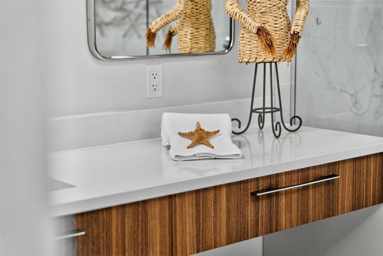 605 S Gulfstream Avenue, Unit 5S, Sarasota, FL 34236 Photo