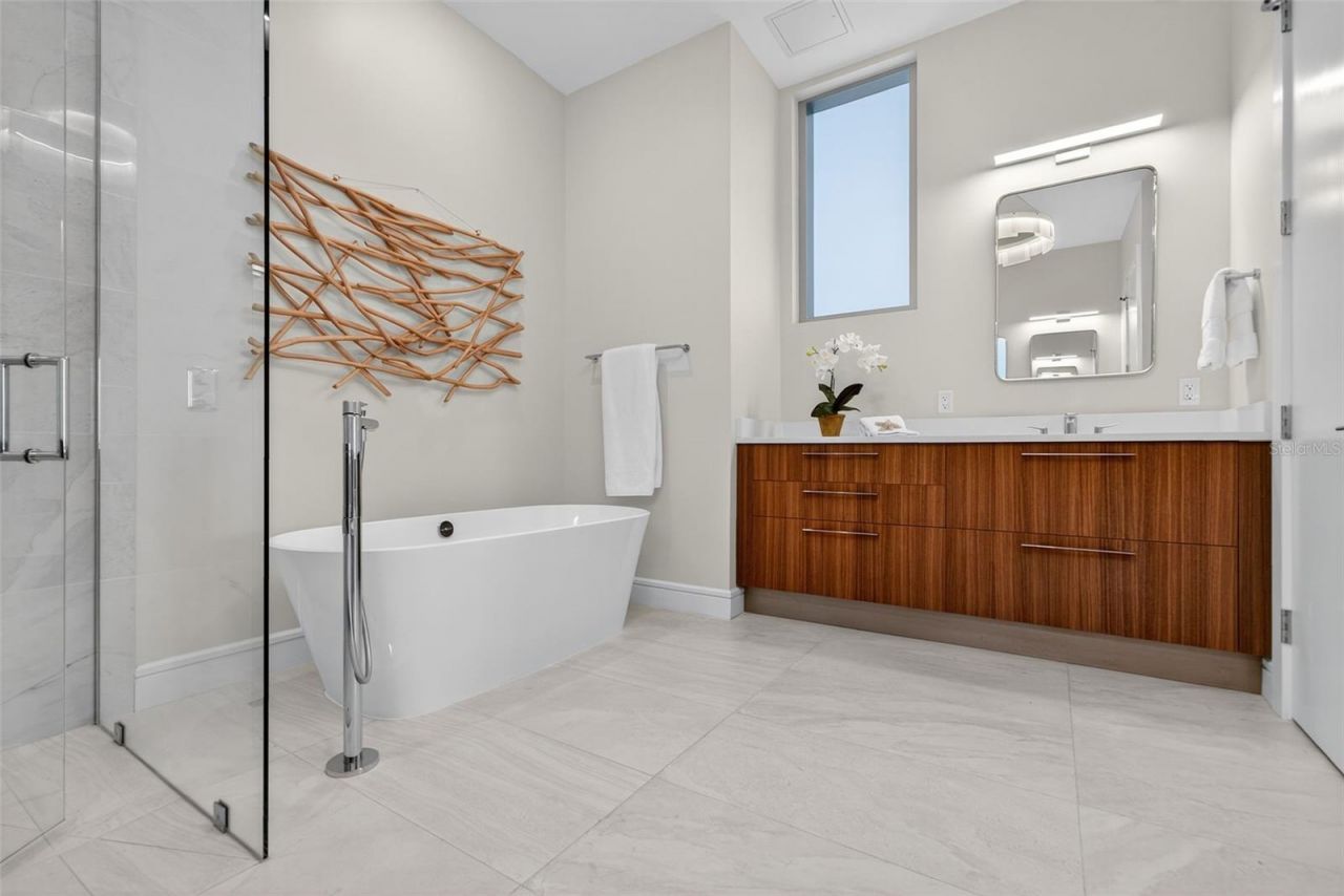 605 S Gulfstream Avenue, Unit 5S, Sarasota, FL 34236 Photo