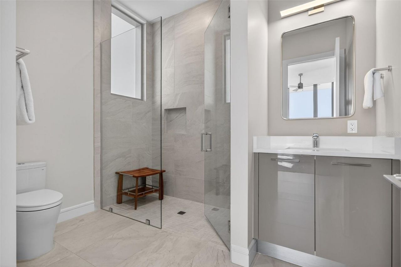 605 S Gulfstream Avenue, Unit 5S, Sarasota, FL 34236 Photo