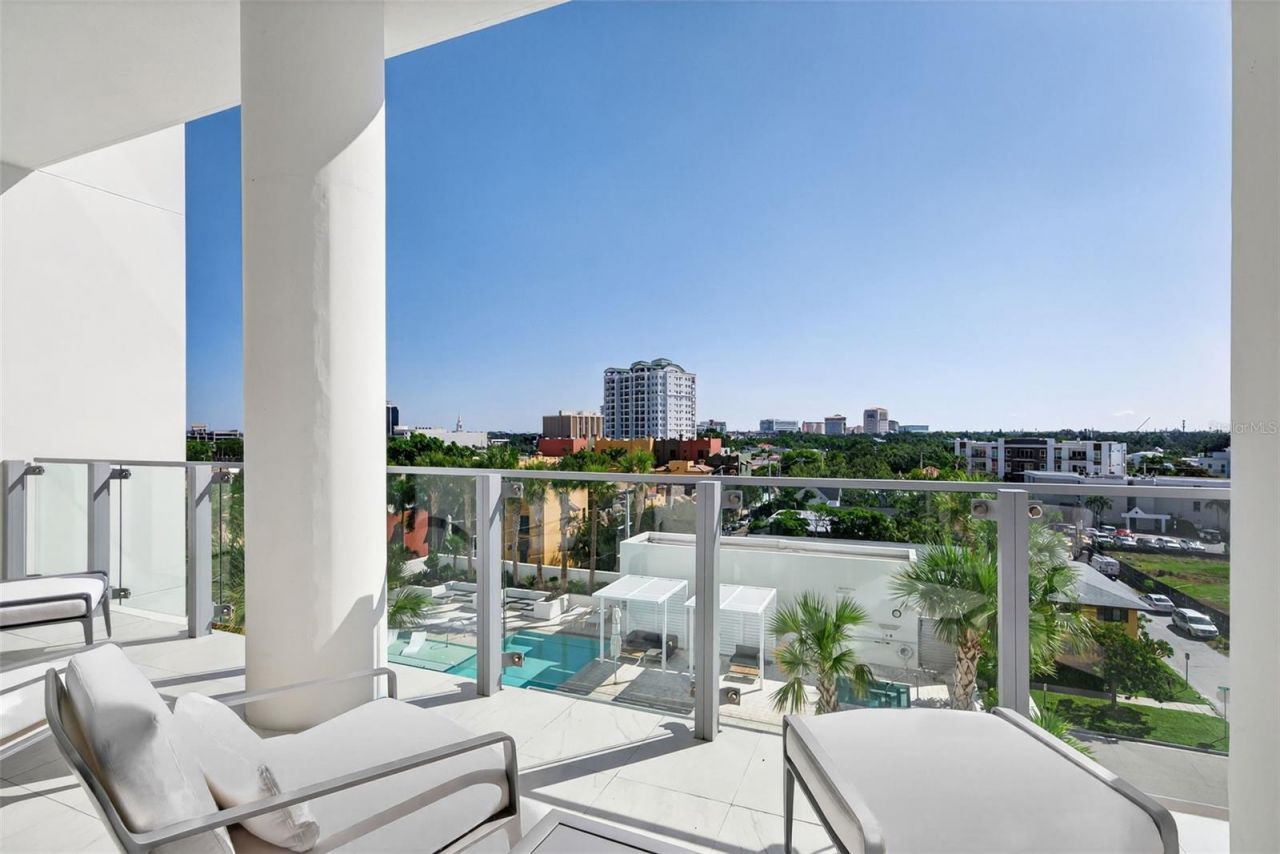 605 S Gulfstream Avenue, Unit 5S, Sarasota, FL 34236 Photo