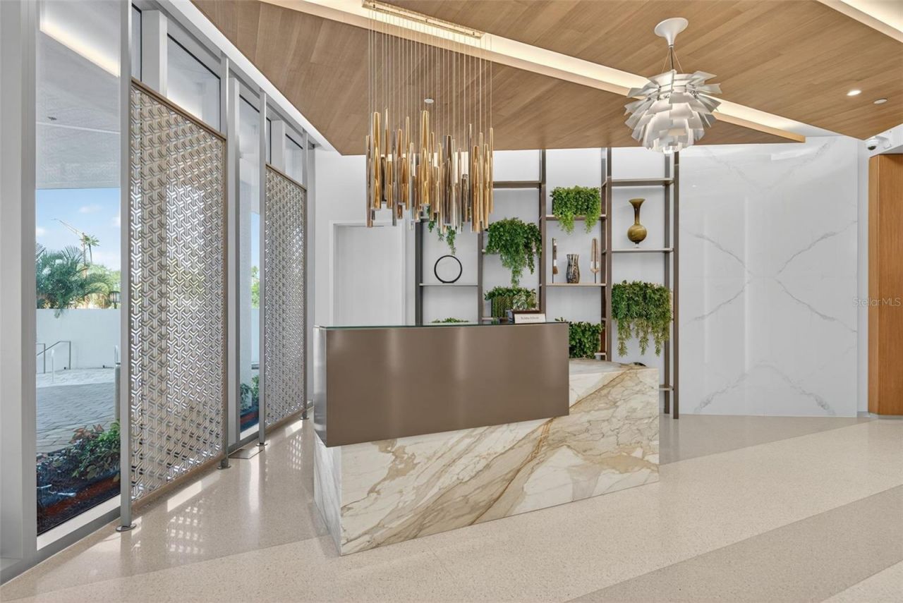 605 S Gulfstream Avenue, Unit 5S, Sarasota, FL 34236 Photo