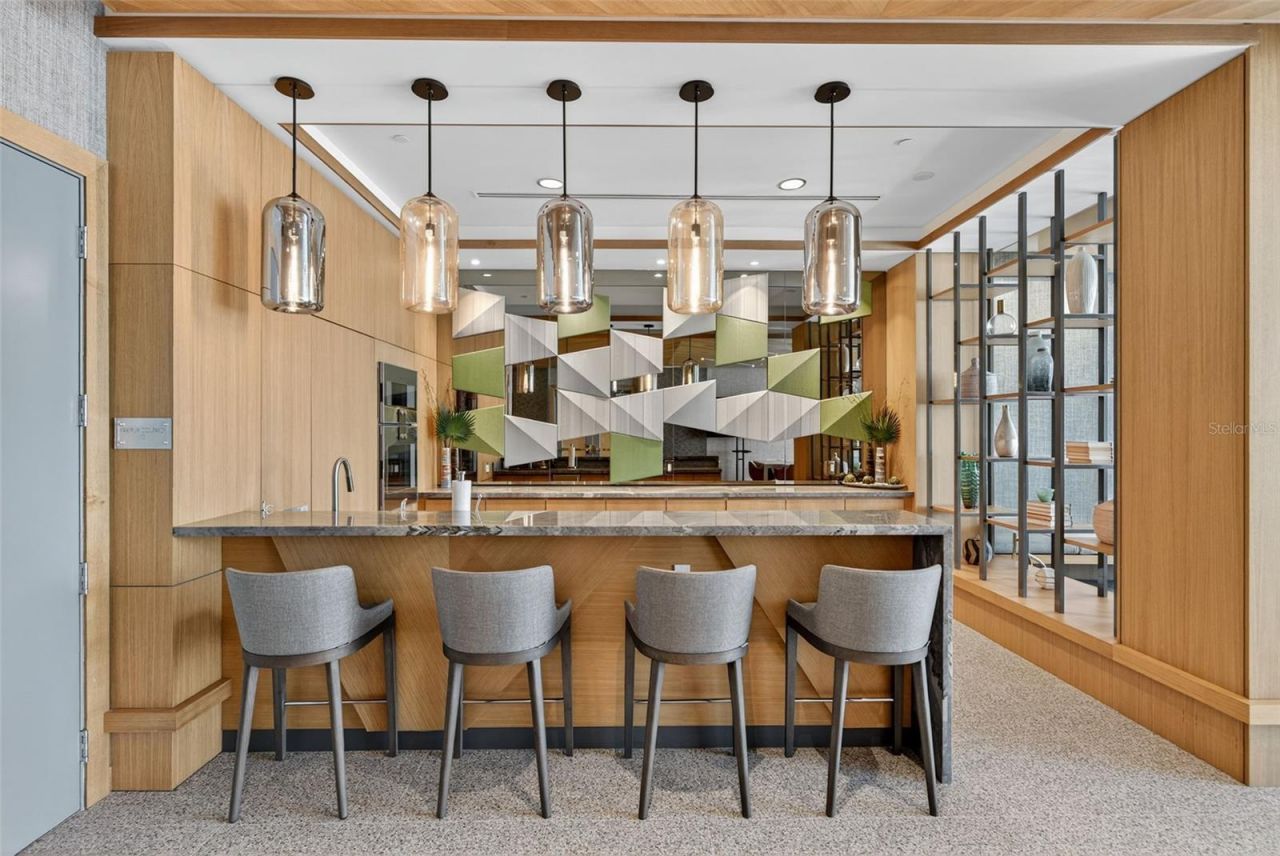 605 S Gulfstream Avenue, Unit 5S, Sarasota, FL 34236 Photo