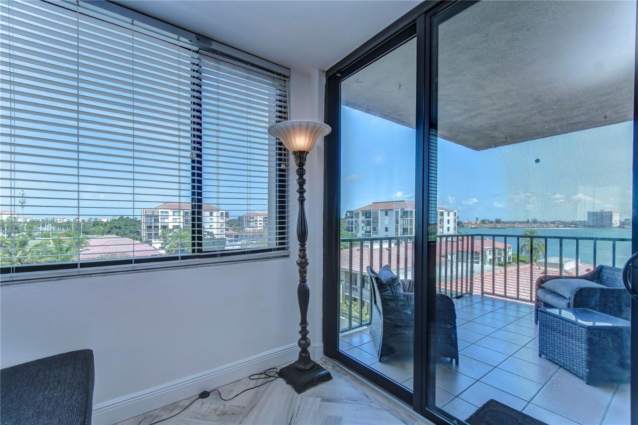 6322 Palma Del Mar Boulevard S, Unit 505, Saint Petersburg, FL 33715 Photo