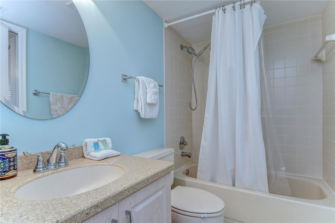 6322 Palma Del Mar Boulevard S, Unit 505, Saint Petersburg, FL 33715 Photo