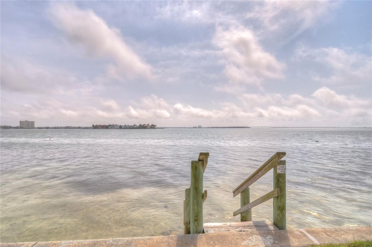 6322 Palma Del Mar Boulevard S, Unit 505, Saint Petersburg, FL 33715 Photo