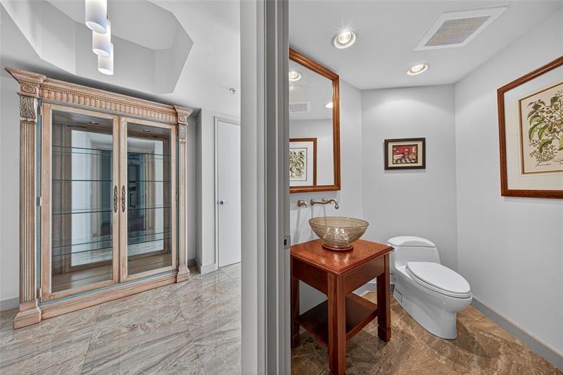 333 Las Olas Way, Unit 1507, Fort Lauderdale, FL 33301 Photo