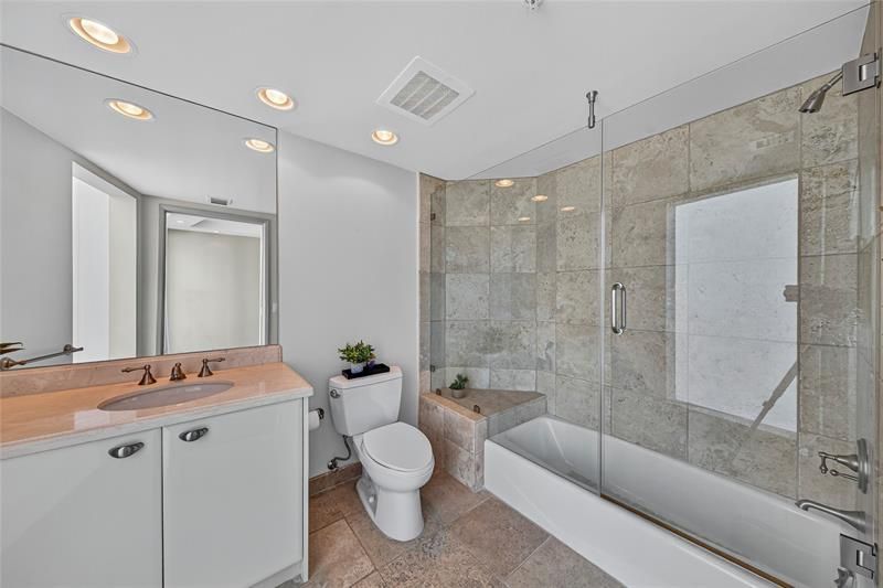 333 Las Olas Way, Unit 1507, Fort Lauderdale, FL 33301 Photo