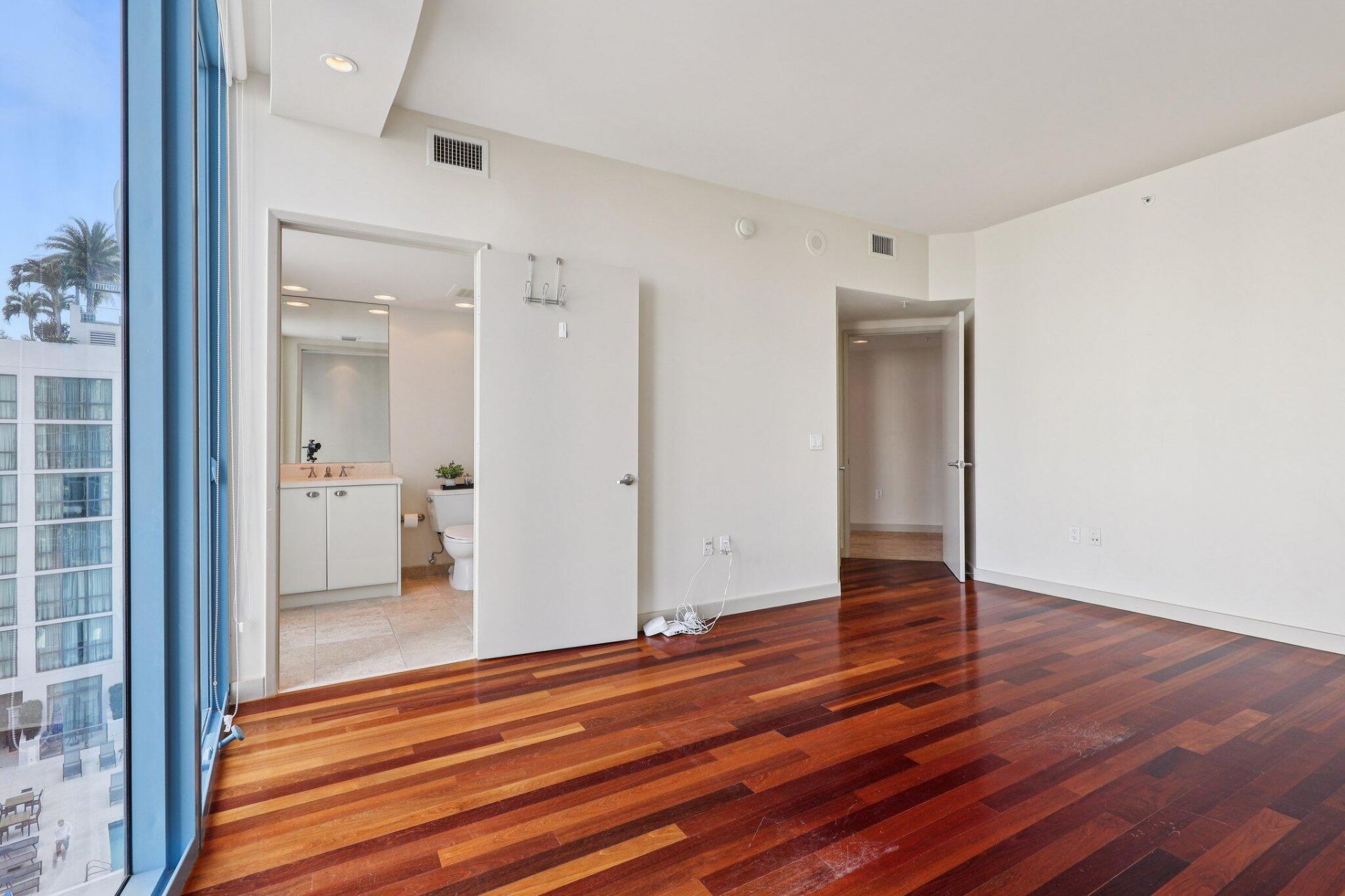 333 Las Olas Way, Unit 1507, Fort Lauderdale, FL 33301 Photo