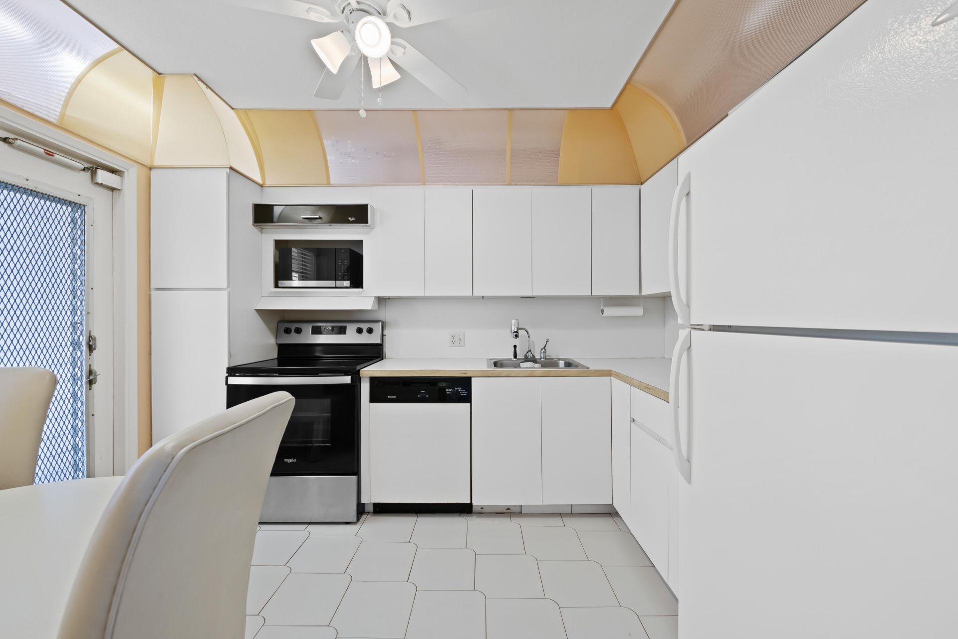 3051 N Course Drive, Unit 211, Pompano Beach, FL 33069 Photo