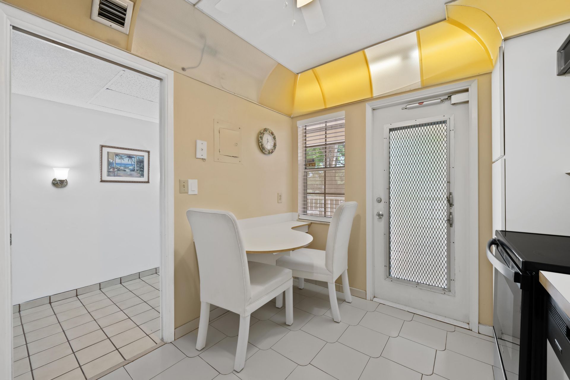 3051 N Course Drive, Unit 211, Pompano Beach, FL 33069 Photo
