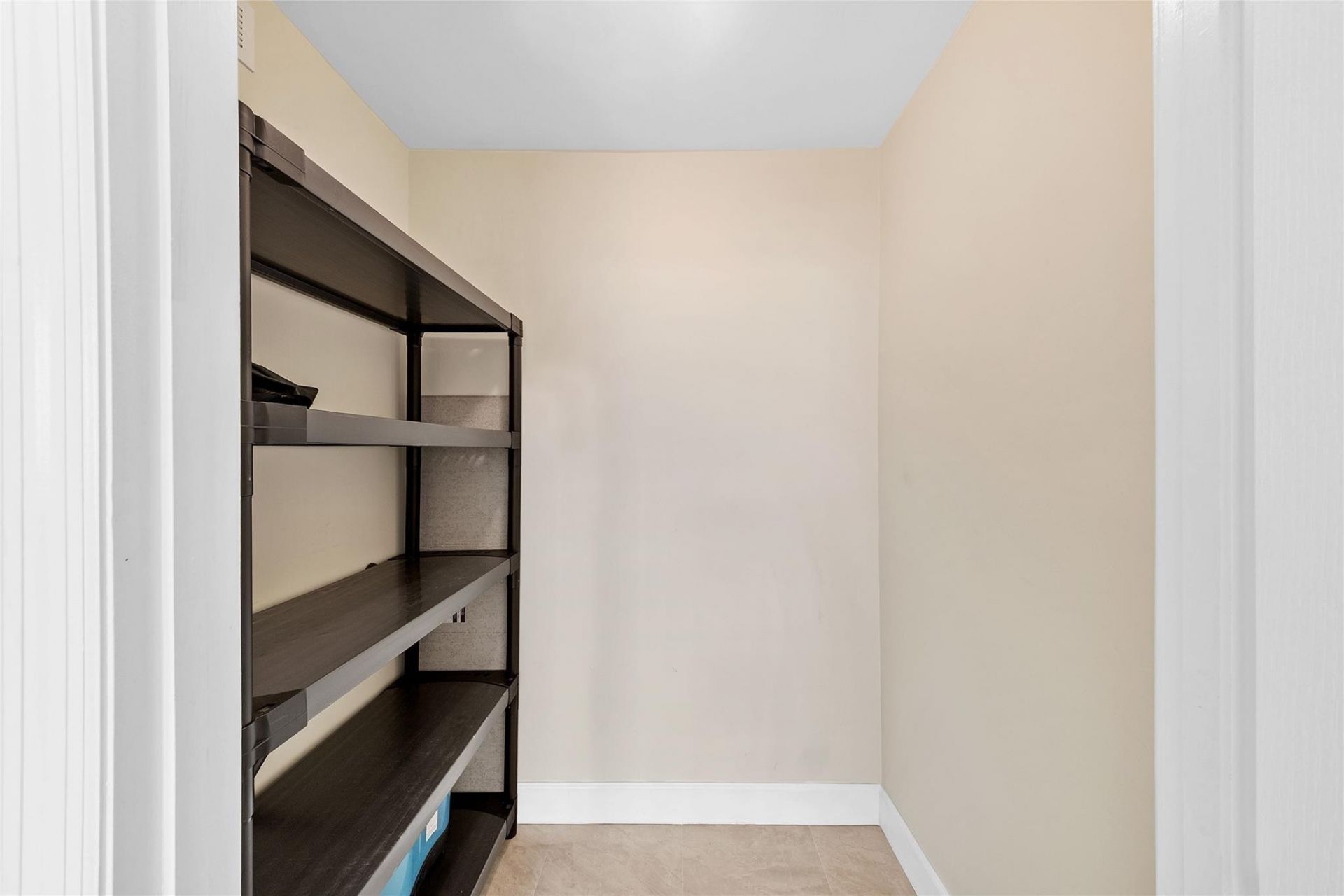 1849 S Ocean Drive, Unit 711, Hallandale Beach, FL 33009 Photo