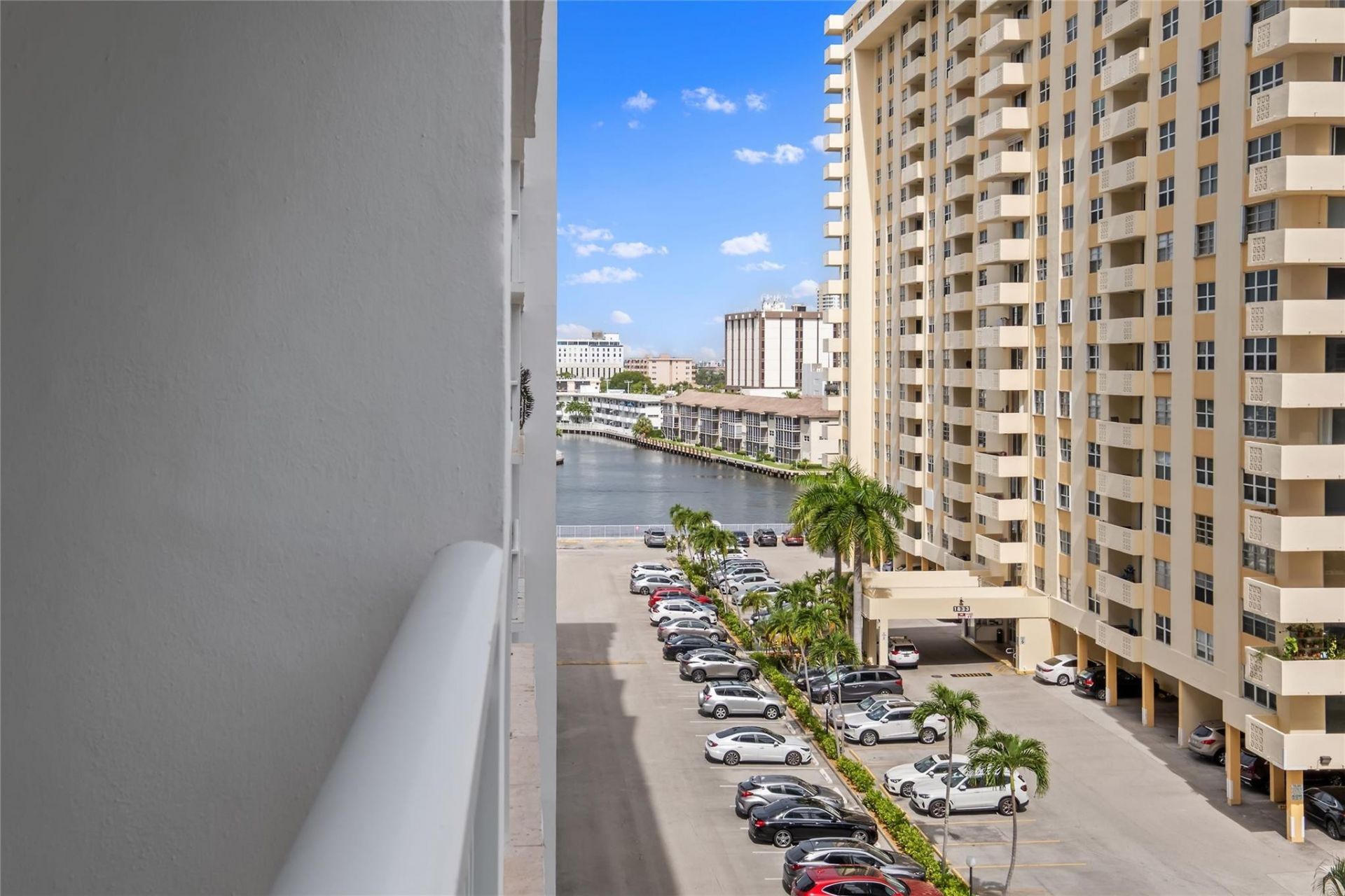 1849 S Ocean Drive, Unit 711, Hallandale Beach, FL 33009 Photo