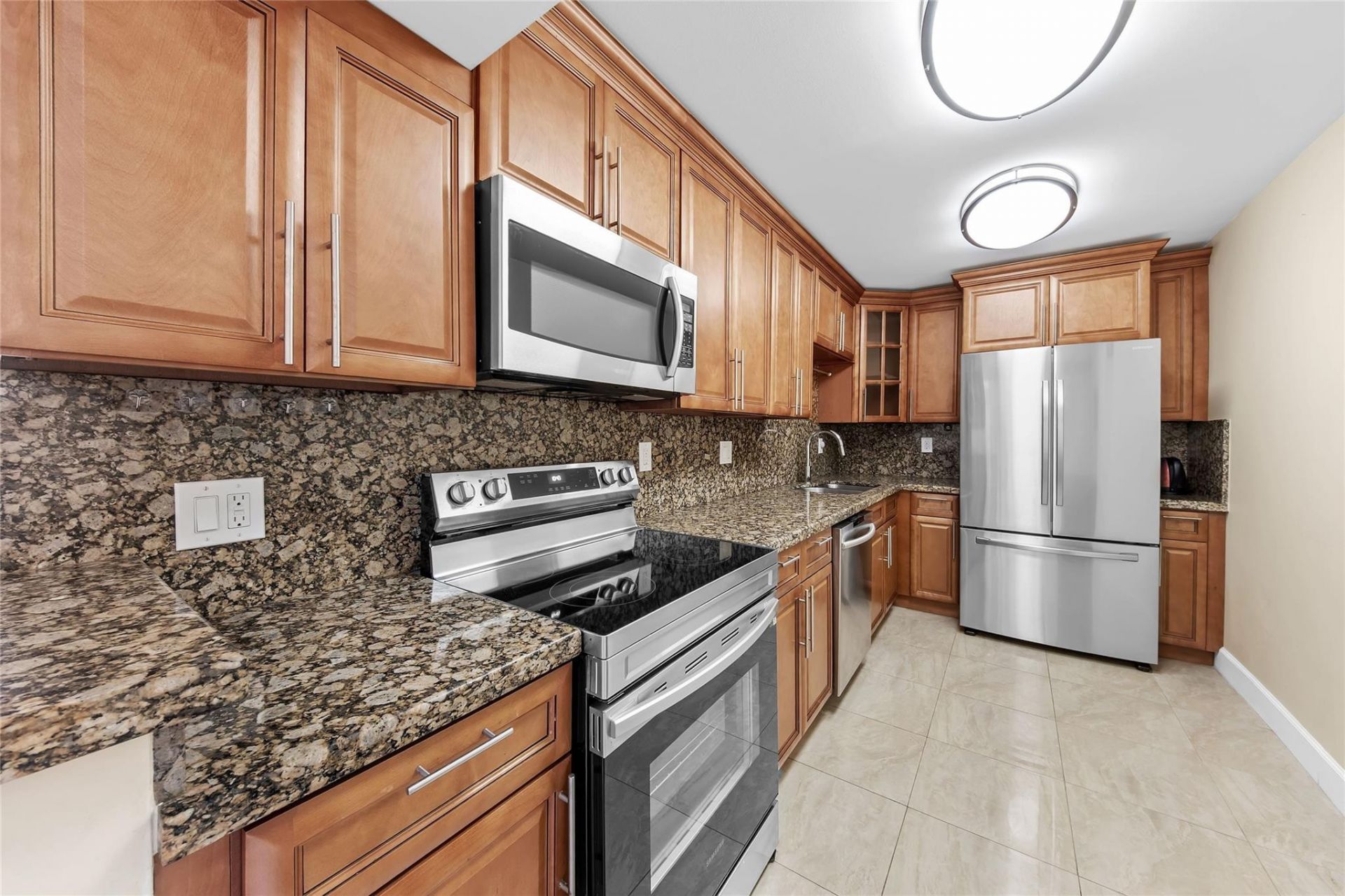 1849 S Ocean Drive, Unit 711, Hallandale Beach, FL 33009 Photo