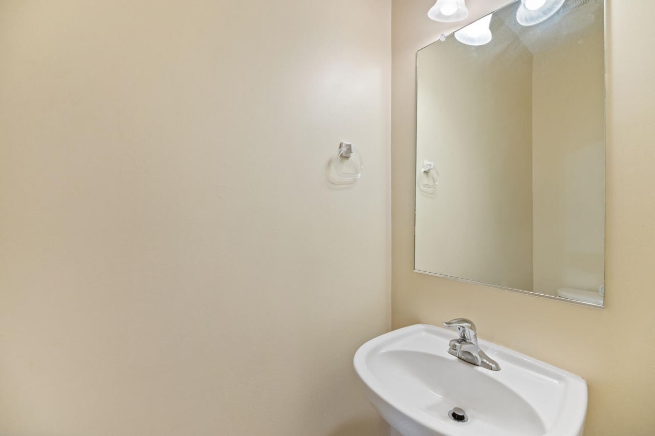 217 Seneca River Drive Photo 13