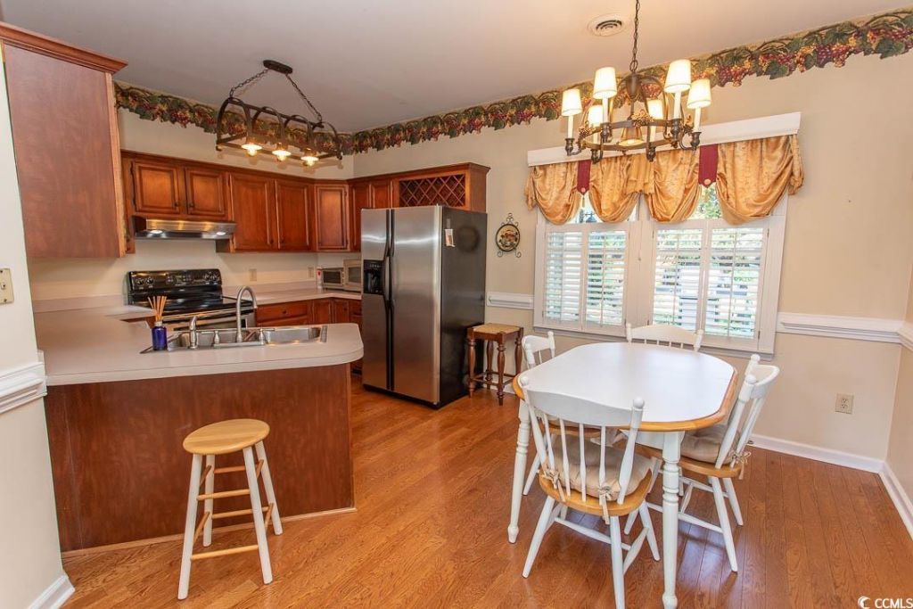 3068 Sweetpine Ln. Photo 10