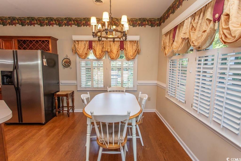 3068 Sweetpine Ln. Photo 11