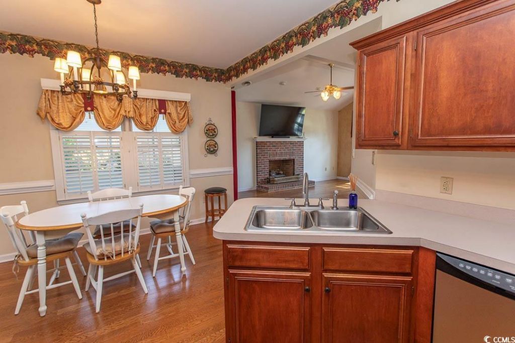 3068 Sweetpine Ln. Photo 15