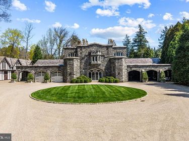 56 CROSBY BROWN ROAD, GLADWYNE, PA 19035