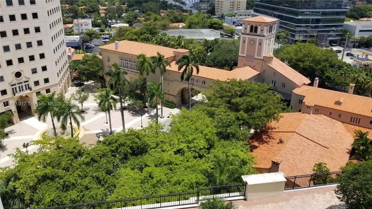 888 S Douglas Rd, Unit 1213, Coral Gables, FL 33134 Photo