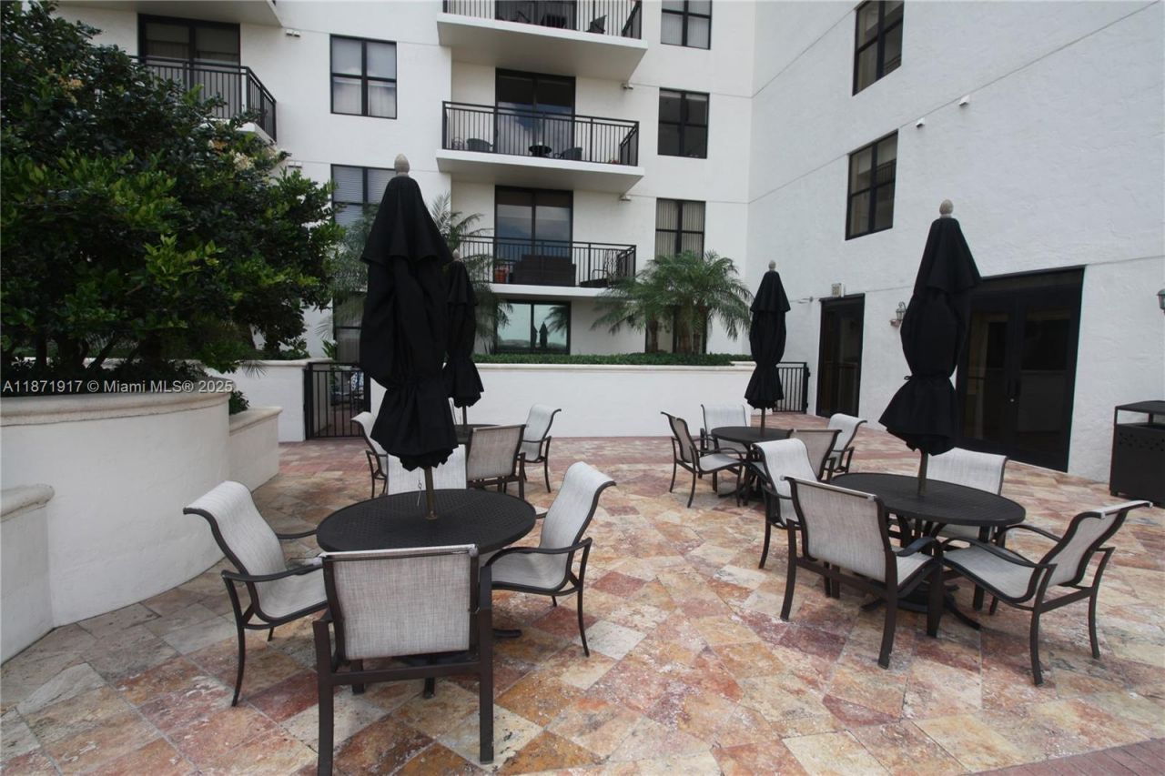 888 S Douglas Rd, Unit 1213, Coral Gables, FL 33134 Photo